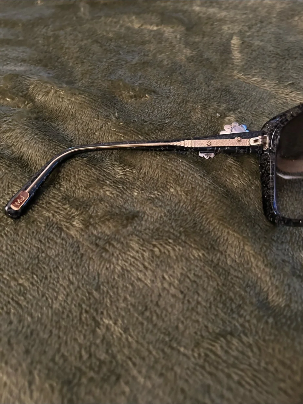 Marc Jacobs 347/S Daisy Flower Accent Cat-Eye Sunglasses - Black